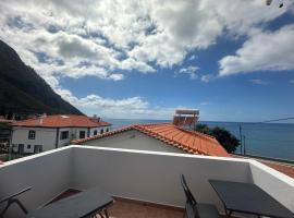 Gori House, hotel in Madalena do Mar