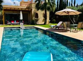 Villa privée avec piscine pour familles à Marrakech, Lalla Takerkousst