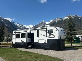 Fernie RV Resort, hotel in Fernie