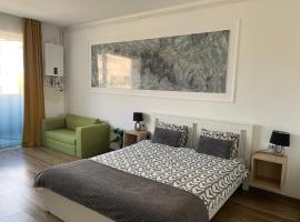 S Stay Vivo Mall, acomoda&ccedil;&atilde;o com cozinha em Baia Mare