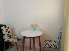 Dees suites, hotel a Gatunga