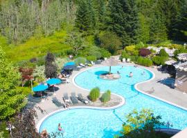 Hilltop Inn - Salmon Arm: Salmon Arm şehrinde bir otel