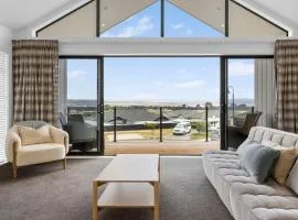 Peaceful Taupo Escape With King Suite and Comfort