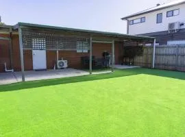 Brand New Backyard Guest House in Werribee CBD