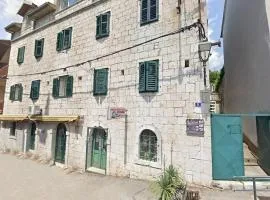 Apartments with a parking space Imotski, Zagora - 23873