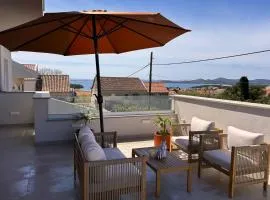 Luxury villa with hot tub Pakostane, Biograd - 24223