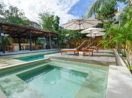 Boho Chic Apartment & Pool