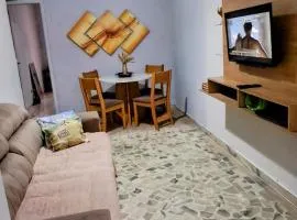 Apto espaçoso 2 dorms Boqueirão Praia Grande