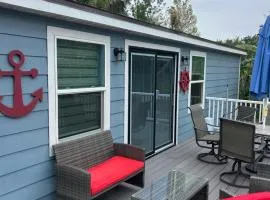 Perfect Getaway-Lovely Cottage House- Near Beaches