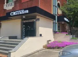 Castle Motel