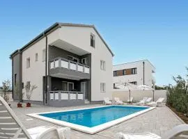 1 Bedroom Lovely Apartment In Vrsi