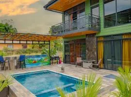 Casa Esmeralda-5min to La Fortuna,King beds & pool