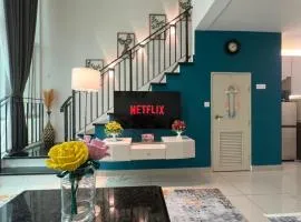 Myra Guesthouse Bohemian Style Mutiara Ville Duplex Apartment