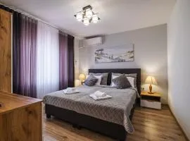 Luxury apartment with sea view,FREE parking!