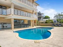 Waterfront Wonder in Dawesville