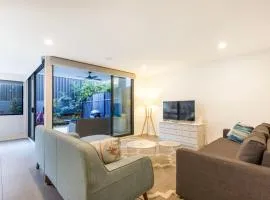 Husky Sands I Pet Friendly I 5 Mins Walk to Beach