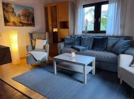 seeglueck SEENSUCHT - Ferienhaus mit teilweiser Seesicht großer Terrasse Parkplatz und Seenähe auf der Insel Reichenau bei Konstanz