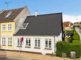 Gorgeous Home In Rudkøbing With Wifi