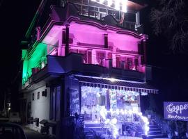 Copper stays, habitación en casa particular en Rāmnagar