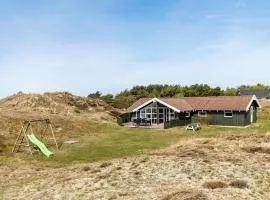 Amazing Home In Fanø With Wifi