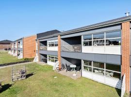 Gorgeous Apartment In Fan&oslash; With Wifi, pl&aacute;žov&yacute; hotel v destinaci Fano