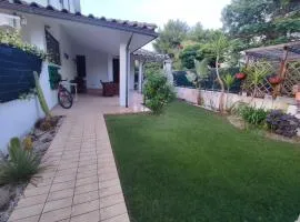 M432 - Marcelli, trilocale con giardino