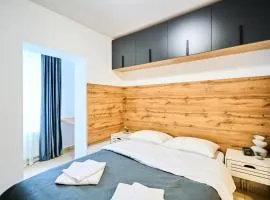 Botanical garden and Airport Studio Combo