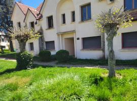 Chalet Haut standing pour les familles seulement, hôtel à Ifrane