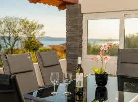 Holiday Home Angels Retreat by Interhome