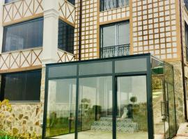 Şahin Konağı, hotel din Degirmen