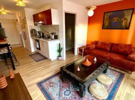 "Nuits du désert" - Appartement avec terrasse, Hotel in Saint-Quentin