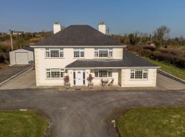 Loch View House in Loch Gowna, &ouml;nell&aacute;t&oacute; sz&aacute;ll&aacute;s Lough Gown&aacute;ban