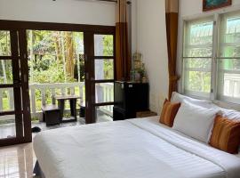 Khaosok gallery & camp, βίλα σε Ban Phang Kan Nua