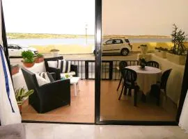 Welcome Family and Friends Seafront Summer House Panoramic Ocean Views