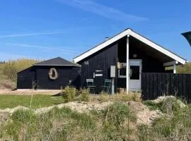 Exclusive Cottage close to Tornby Beach