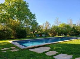 Mas Notre-Dame, Adults only, situation id&eacute;ale, grand jardin paisible