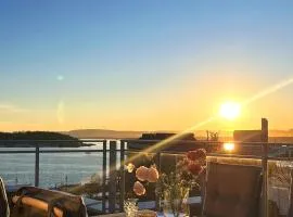 112 sqm penthouse with an OMG Fjord View