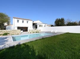 500 Les Bardons Prestige and comfort, hotel in Ars-en-Ré