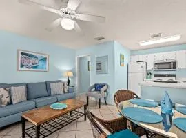 Peaceful Paradise Steps to Beach Pool & Hot Tub
