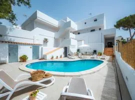White suites
