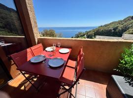 Charmant appartement vue mer, khách sạn ở Brando