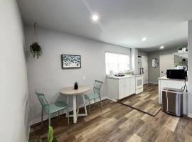 Stylish 1b1b Unit With Kitchen And Pool, ξενοδοχείο σε Clearwater