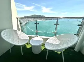 THE DECEMBER STAY Busan Songdo Ocean Terrace