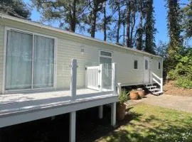 Robins Lodge by the sea