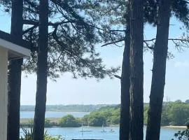 Robins Lodge by the sea