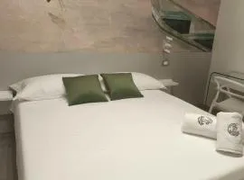 B&B Aura