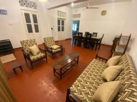 3 Bedrooms Holiday Home in Colombo 06, Hotel in Colombo