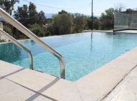Irida luxury maisonette