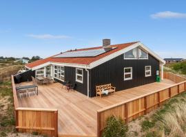 Cozy Home In Hjørring With Sauna, Hotel in Hjørring