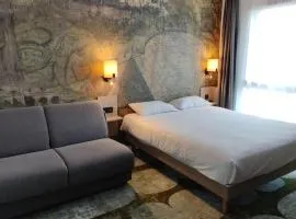 Hôtel Pont Rouge , Carcassonne